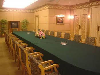 מלון Taipa  Golden Crown China מראה חיצוני תמונה